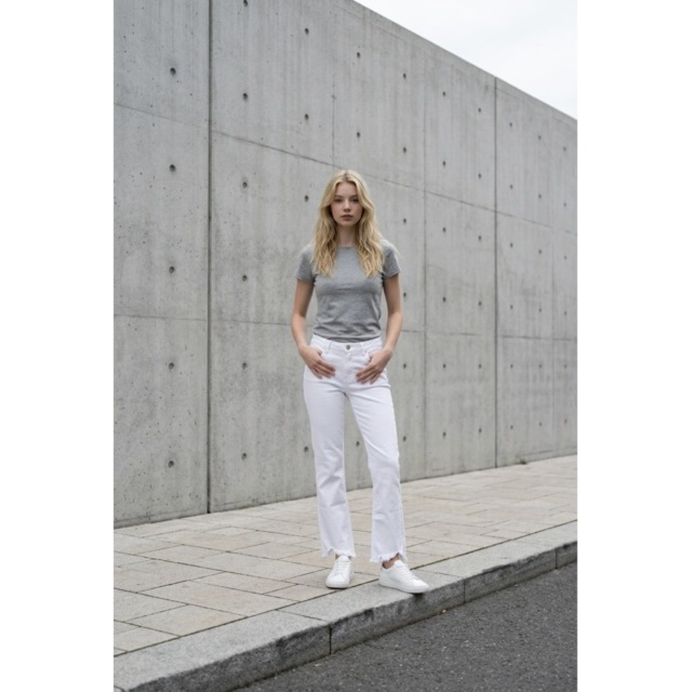 Hidden Jeans Happi White Crop Flare Raw Hem Denim Jeans Size 25 NEW